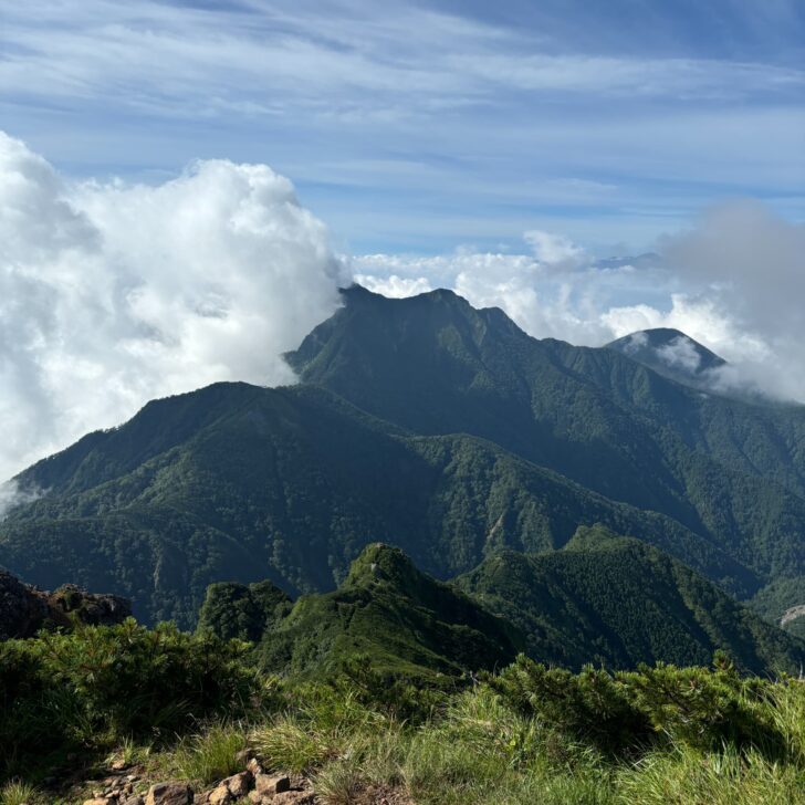 権現岳