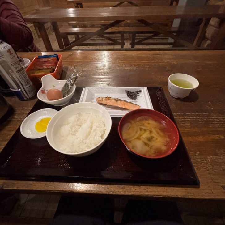 雲取山荘の朝食