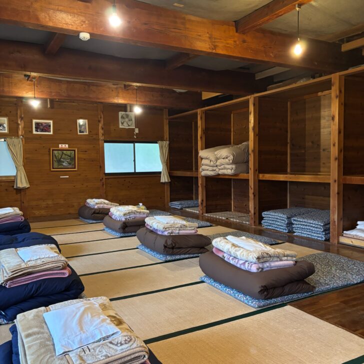 三条の湯大部屋